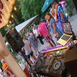 1714130955 1644518248 D924BF67 8BEB 45F0 87D9 5B398BB79BF1-partybooker